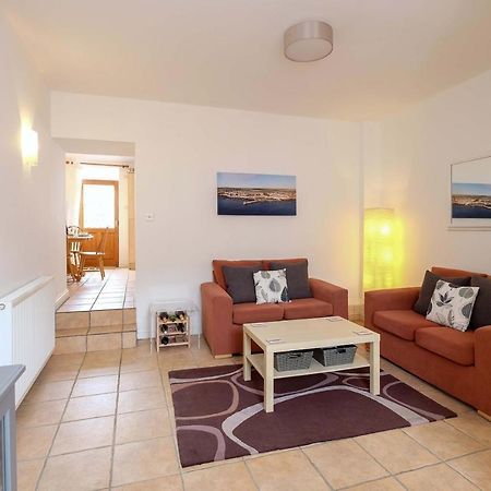 Sea Whisper- Lovely Home In Charming Village Pittenweem Esterno foto